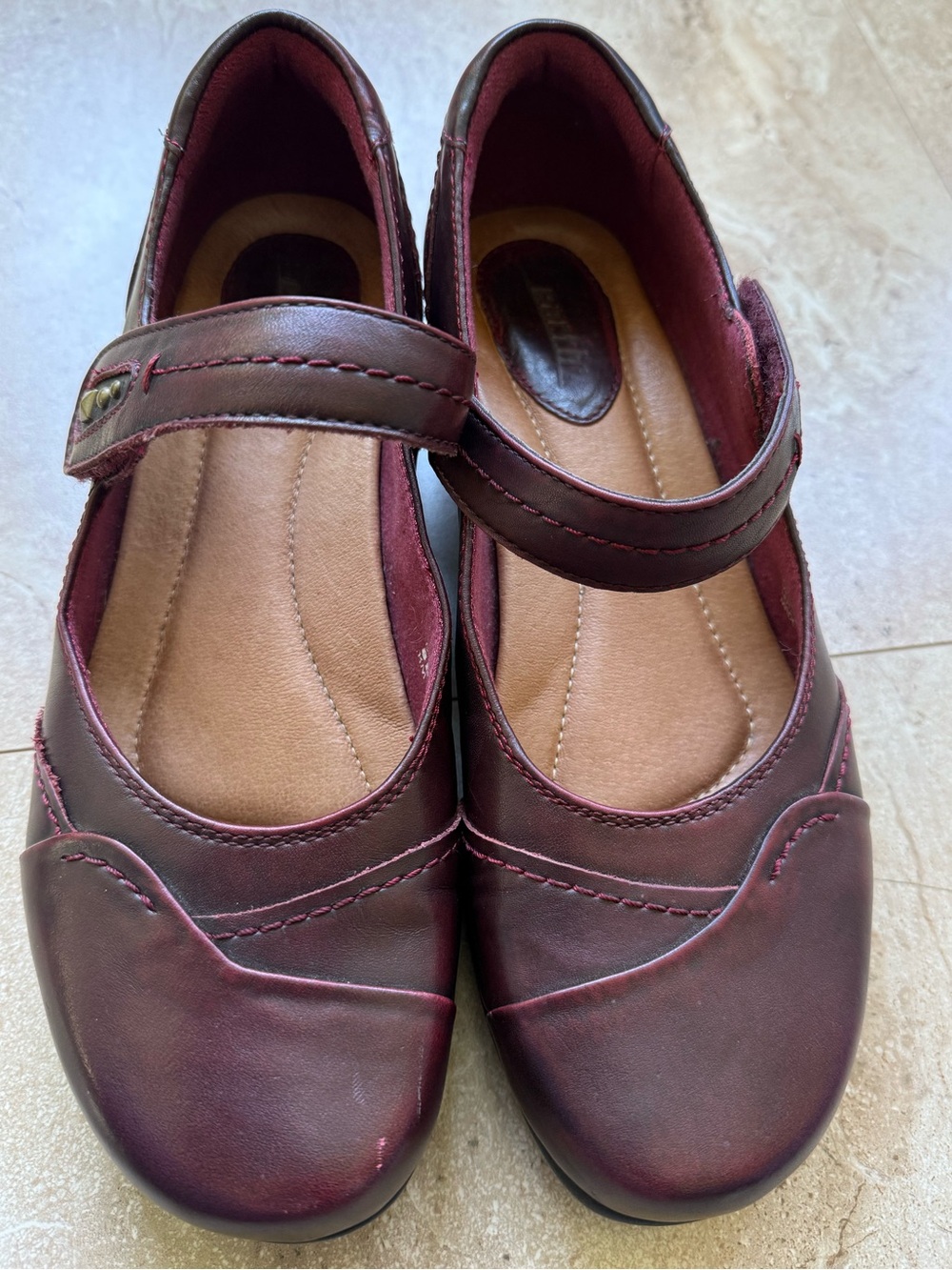 EARTH Clover’ Mary Jane Shoes Burgundy Size 8D Leather Cushioned Comfort